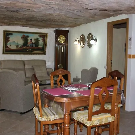 Lantställe Cueva Sasha *