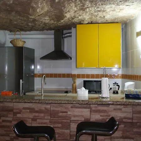 Cueva Sasha * サンミゲル・デ・アボナ