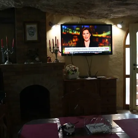 Casa rural Cueva Sasha *